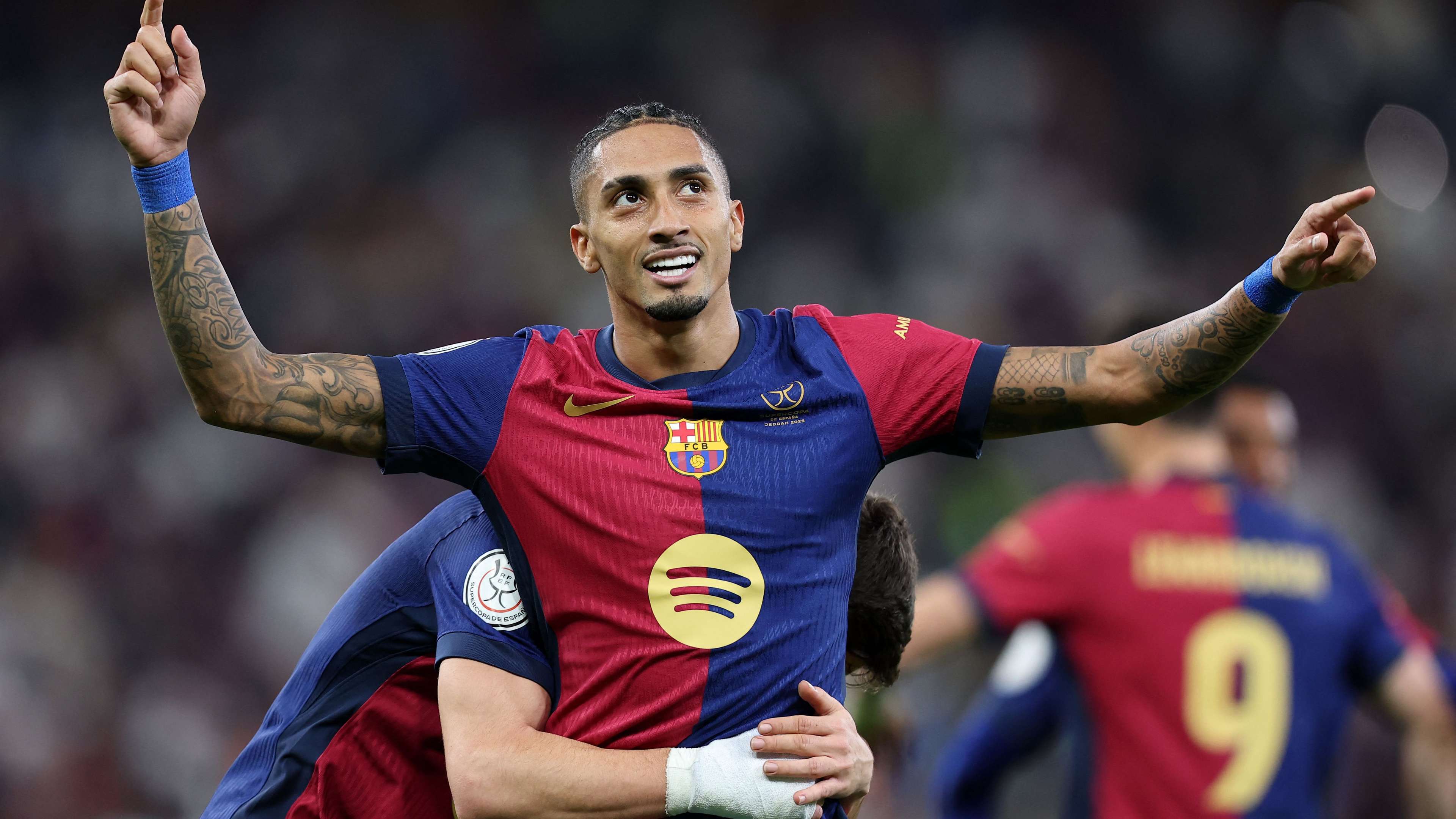 仅激励着他 仅激励着他